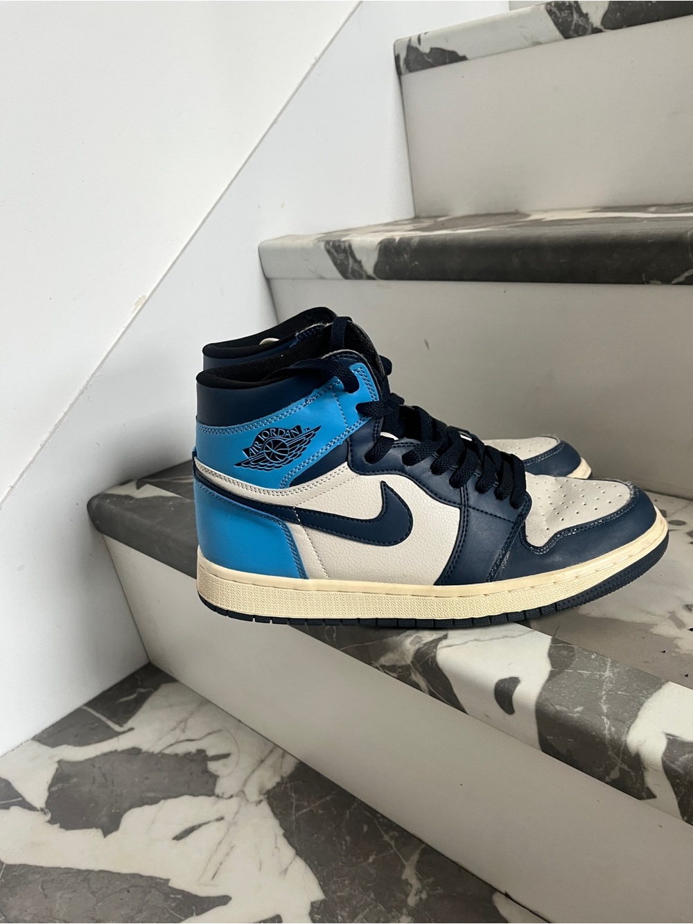 Nike Air Jordan 1 Retro High OG "Obsidian UNC" sneakers
